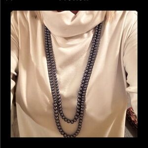 Long double strain gray pearls